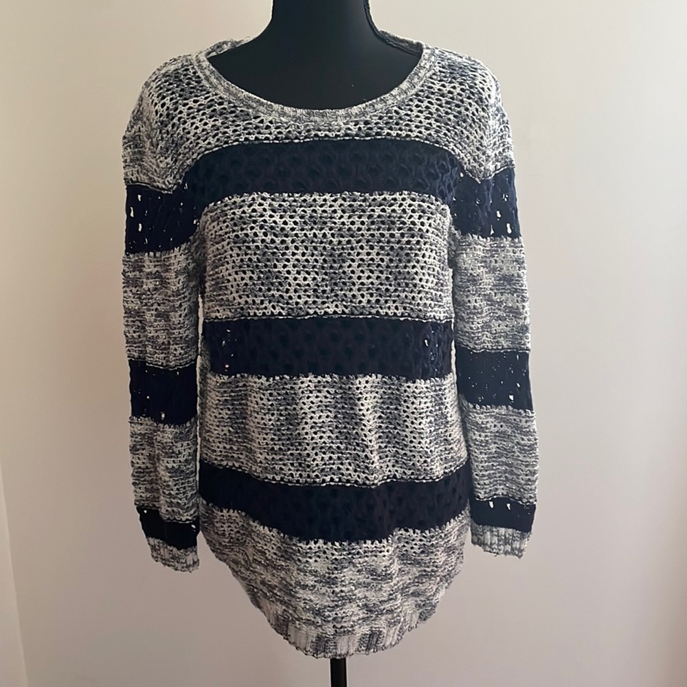 New York & Co Open Slit Back Sweater